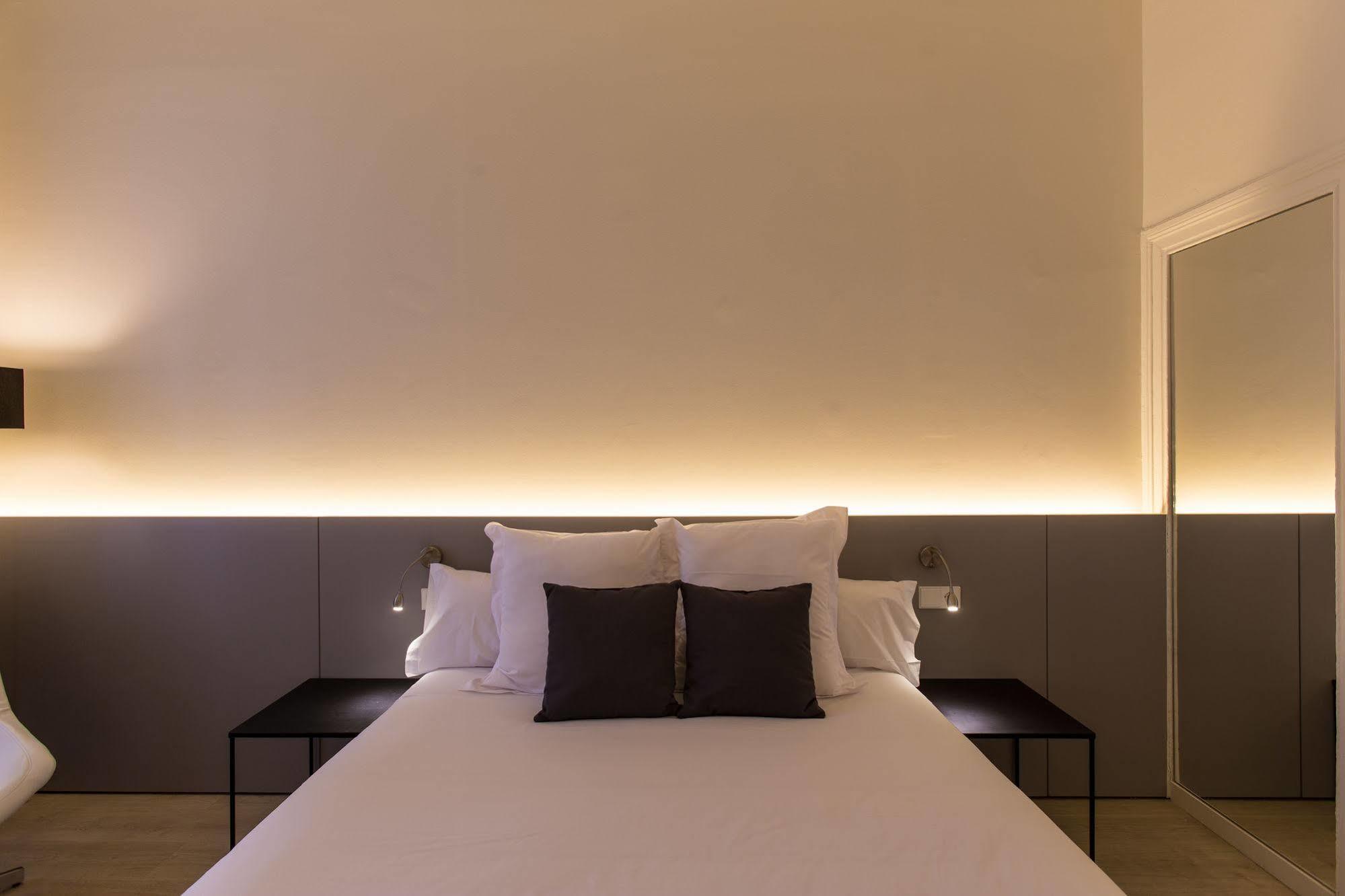 อิไซลา พลาซา กาตาลุนยา Hotel บาร์เซโลนา ภายนอก รูปภาพ